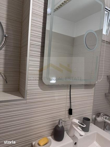 Apartament cu 4 camere decomandat, mobilat în Titan