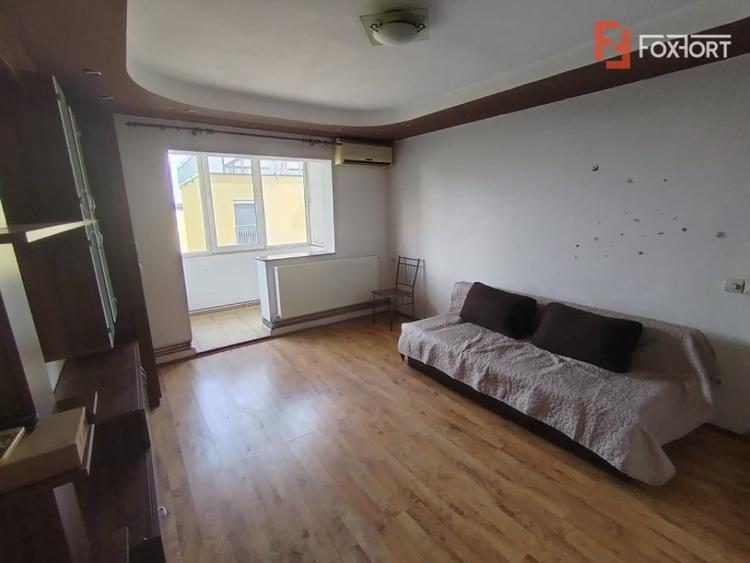 Apartament cu 2 camere semidecomandat în Olimpia-Stadion