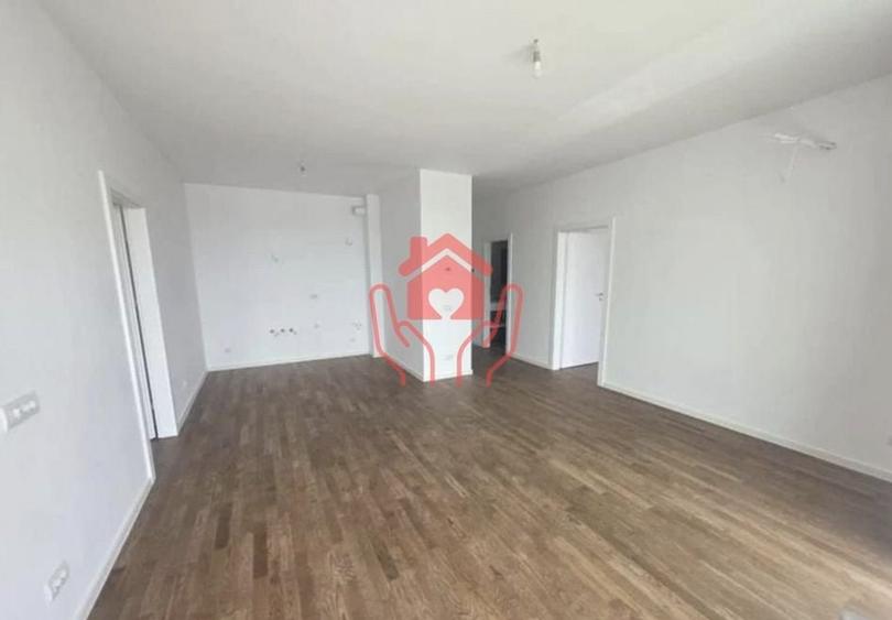 Apartament cu 3 camere decomandat în Băneasa