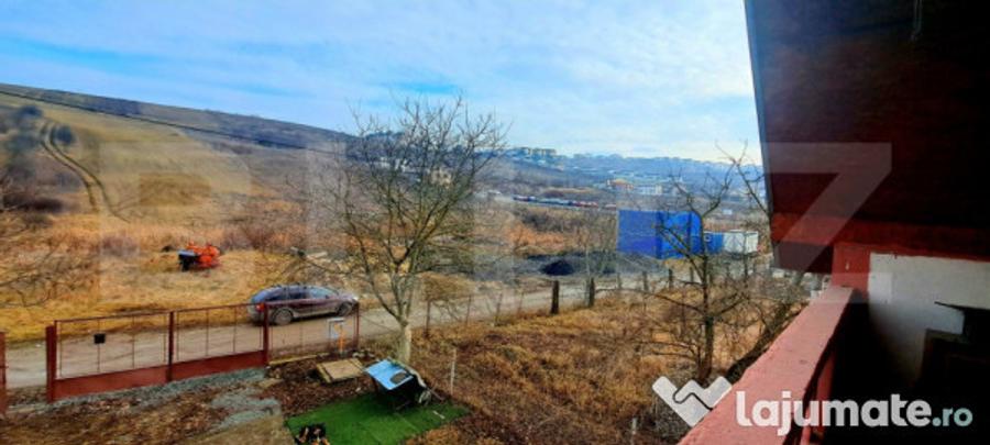Casă cu 2 camere cu Teren 1000 Mp în Dezmir