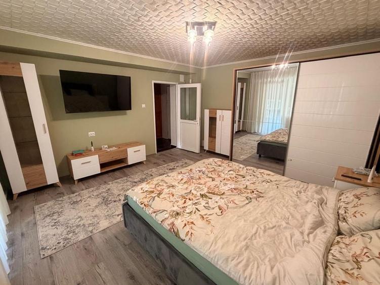 Garsonieră decomandată în Scriitorilor