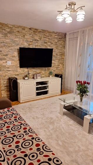 Apartament cu 4 camere decomandat, mobilat în Complex Studențesc