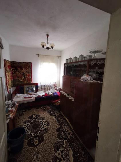 Casă cu 4 camere cu Teren 4212 Mp în Lupșa de Sus
