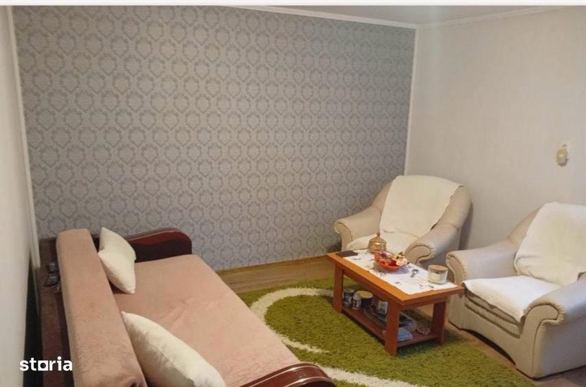 Casă cu 3 camere în Central
