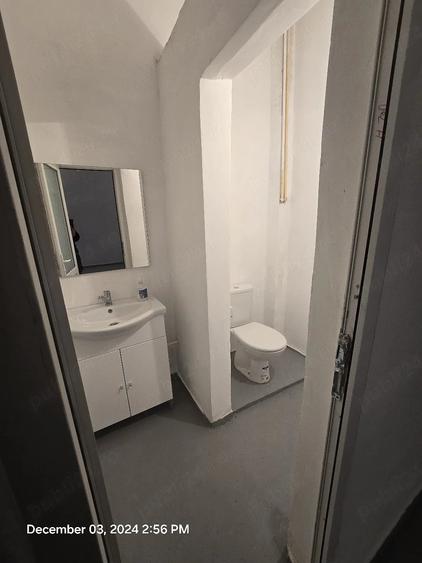 Spațiu comercial, de 120 mp, în Central
