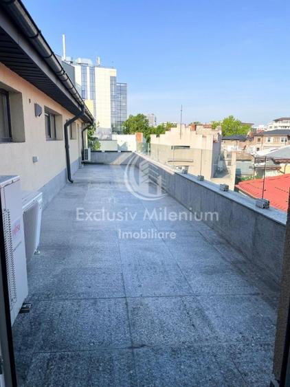 Birou, de 60 mp, în Muncii