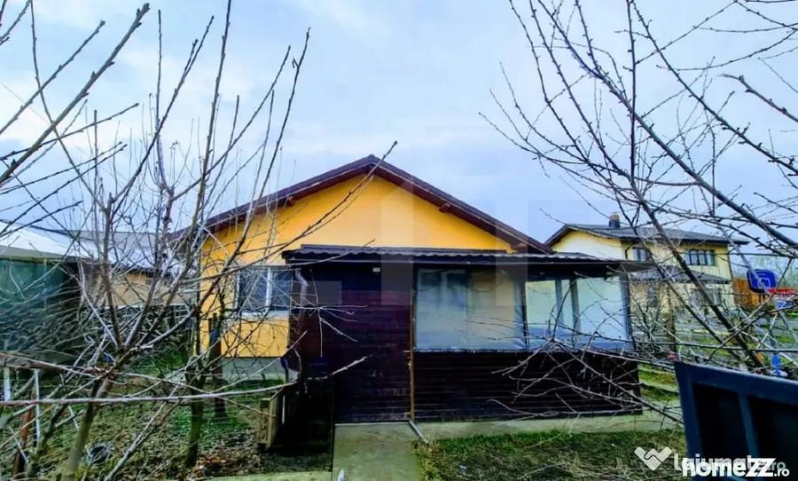 Casă cu 4 camere cu Teren 568 Mp în Tărtășești