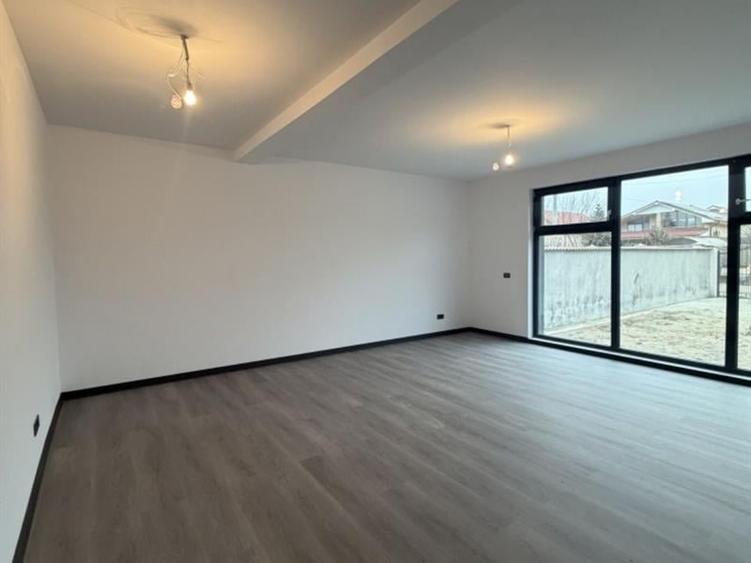 Casă individuală cu 3 camere cu Teren 375 Mp în Brestei
