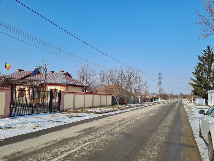 Teren de 4214 mp, în Mărunțișu