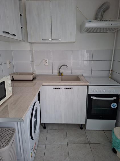Garsonieră decomandată în Central