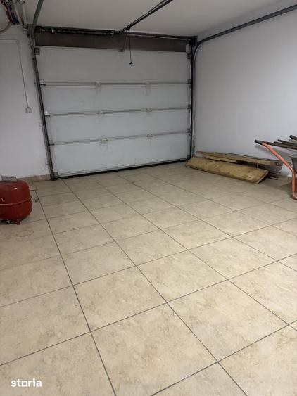 Casă cu 5 camere cu Teren 150 Mp în Central