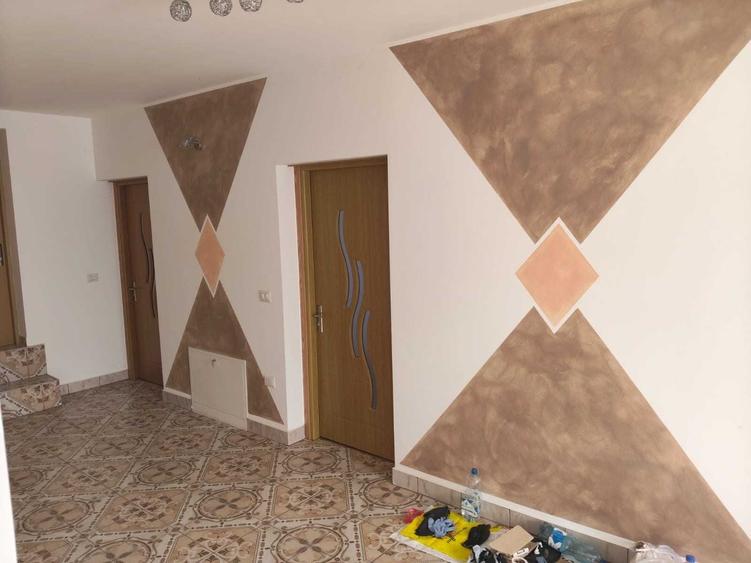 Casă cu 4 camere în Central