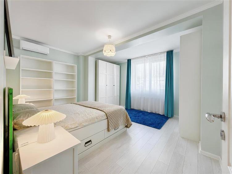 Apartament cu 4 camere decomandat, mobilat în Cișmigiu