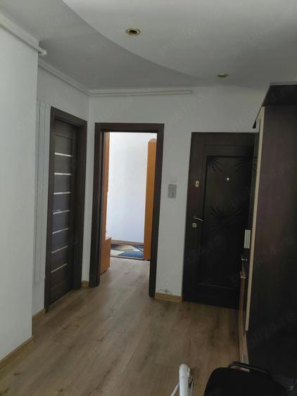 Apartament cu 2 camere decomandat în Griviței
