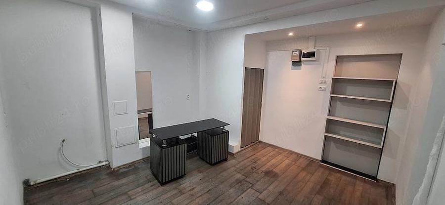 Spațiu comercial, de 16 mp, în Central