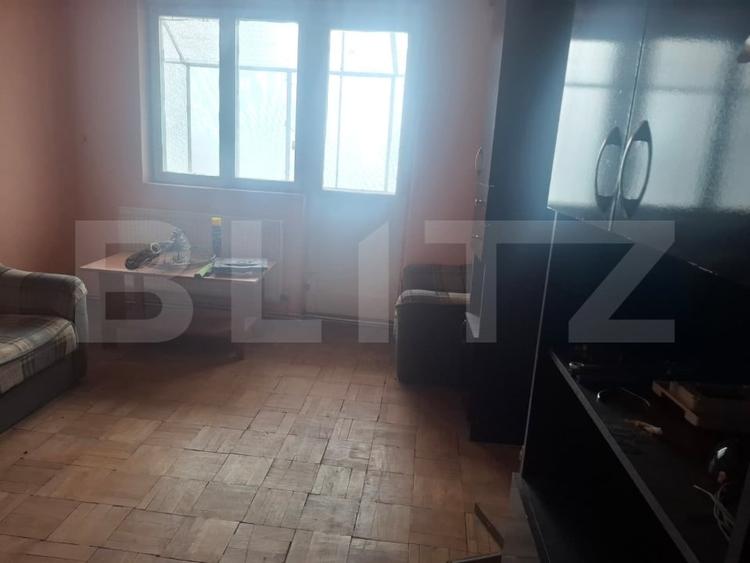 Apartament 3 camere, 65 mp, zona Găești - 3