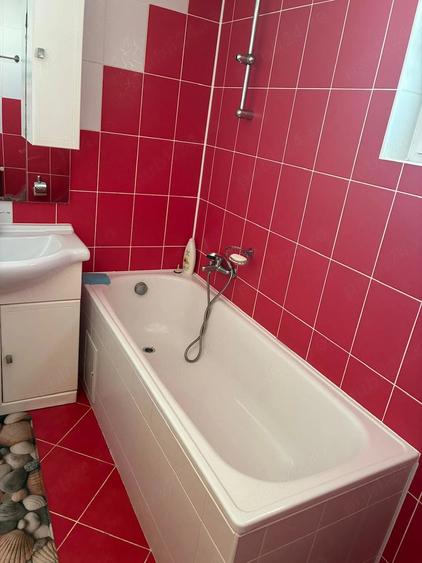 Casa 4 cam 2 bai 120mp P+E Avrig central curte 270 mp anexe renovata mobilata toate utilitatile - 9