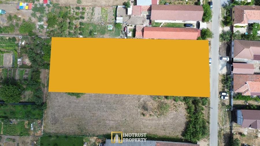 Casă individuală cu 4 camere cu Canalizare în Sânleani