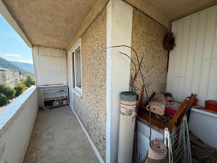 Apartament cu 2 camere decomandat în Dărmănești