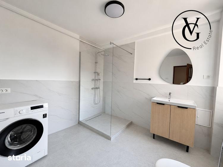 Apartament cu 3 camere semidecomandat în Centrul Civic