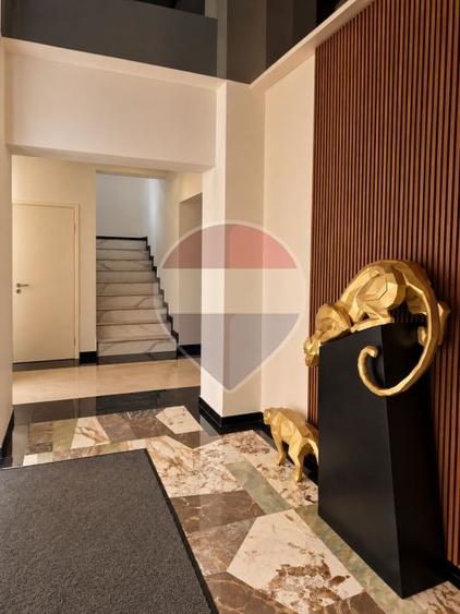 Apartament cu 3 camere decomandat în Nord