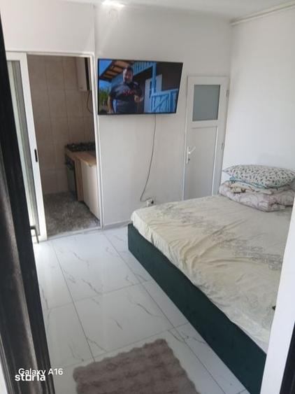 Apartament garsoniera de vanzare - 1