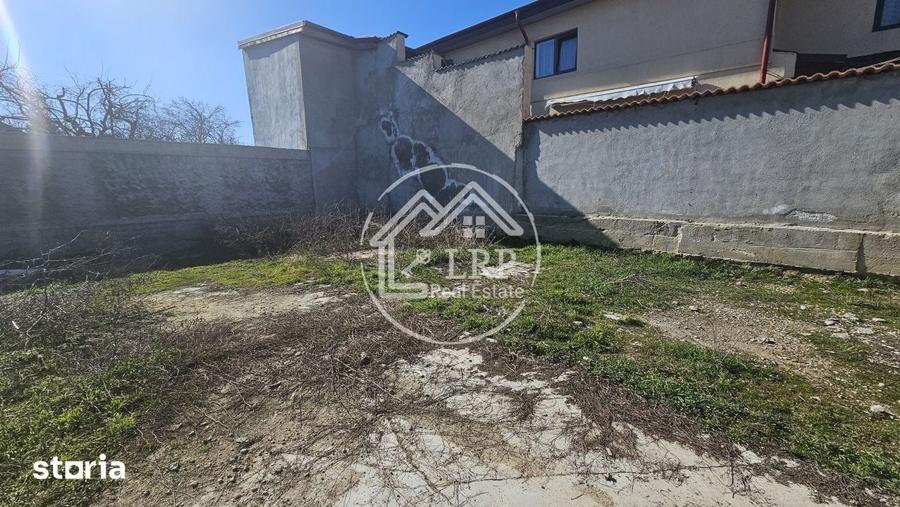 Teren de 220 mp, în Central