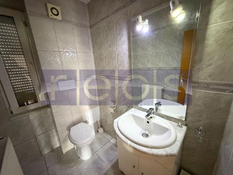 VANZARE VILA | 5 CAMERE | S+P+E+M | CURTE SUPERBA | ZONA COLENTINA - 11