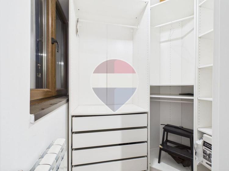 Apartament cu 2 camere semidecomandat, mobilat în Vest