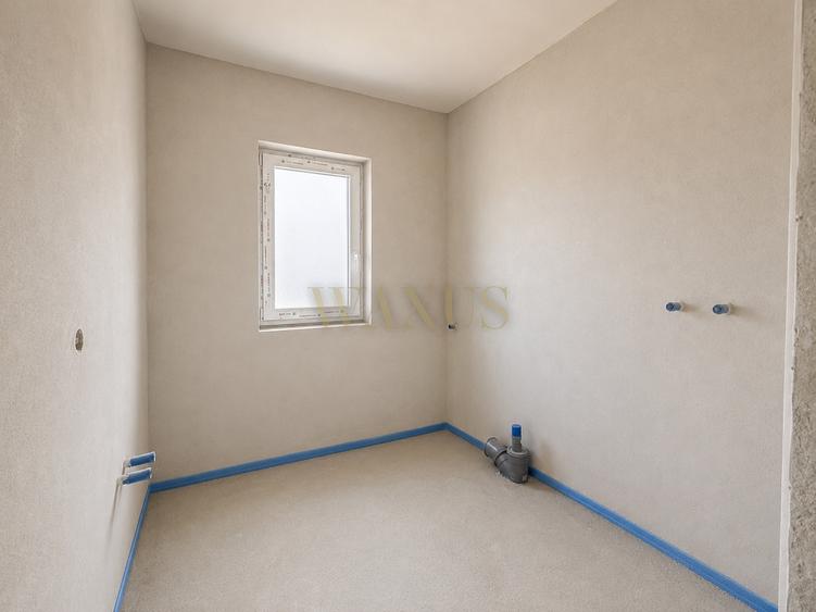 Duplex cu 4 camere cu Canalizare în Chinteni