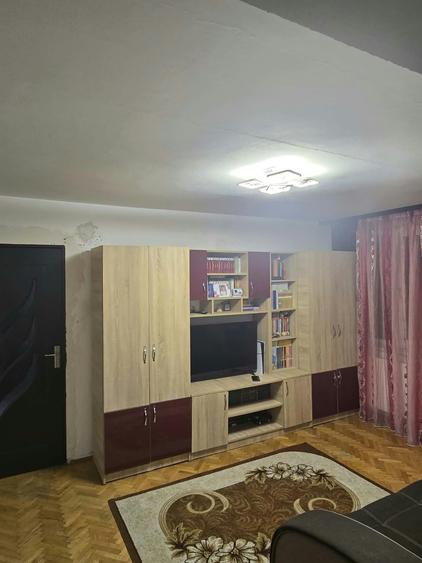 Apartament cu 2 camere semidecomandat în Exterior Vest