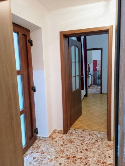 Casă cu 2 camere cu Teren 50 Mp în Traian