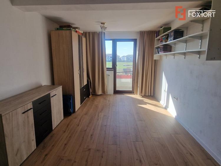 Duplex cu 5 camere cu Canalizare în Moșnița Veche