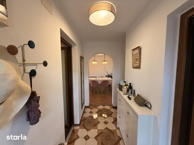 Casă cu 4 camere cu Teren 501 Mp în Domnești