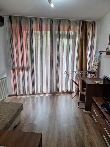 Apartament cu 2 camere nedecomandat în Banu Mărăcine