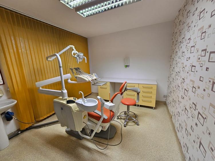 Apartament cu 3 camere decomandat în Națiunile Unite