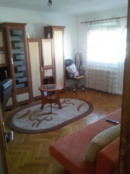 Apartament cu 2 camere decomandat în Rogerius