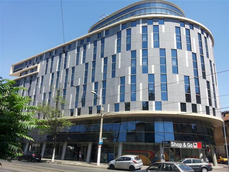 Birou, de 310 mp, în Armeneasca