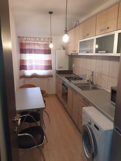Garsonieră decomandată în Florești