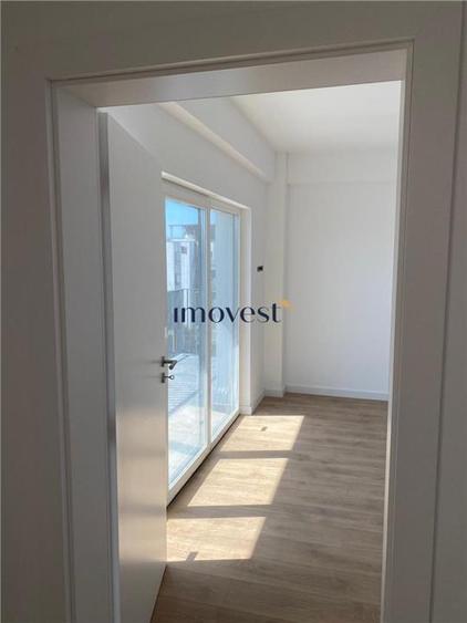 Apartament cu 2 camere decomandat în Aeroport