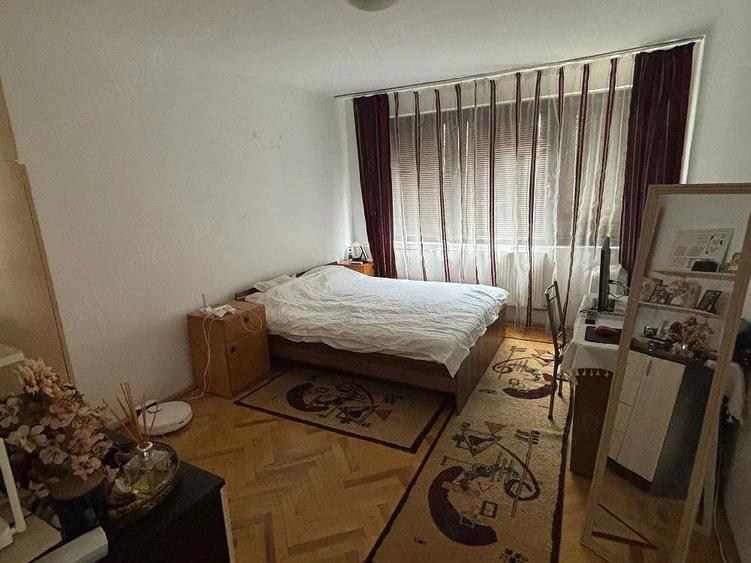 Apartament cu 2 camere decomandat în Spitalul Județean