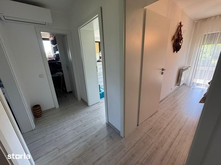 Casă cu 4 camere cu Teren 500 Mp în Poplaca