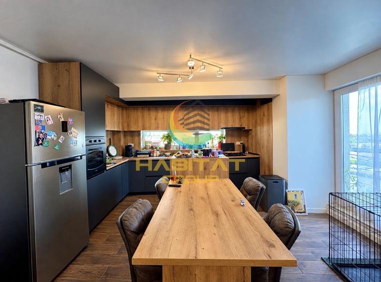 Apartament cu 4 camere semidecomandat, mobilat în Parcul Carol
