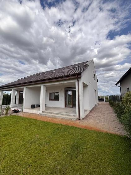 DUPLEX SPATIOS, MOSNITA NOUA, LOCATIE EXCELENTA, CURTE AMENA - 1