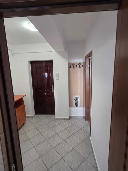 Garsonieră decomandată în Ipotești