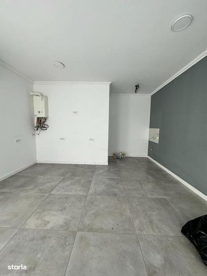 Spațiu comercial, de 28 mp, în Moșnița Nouă