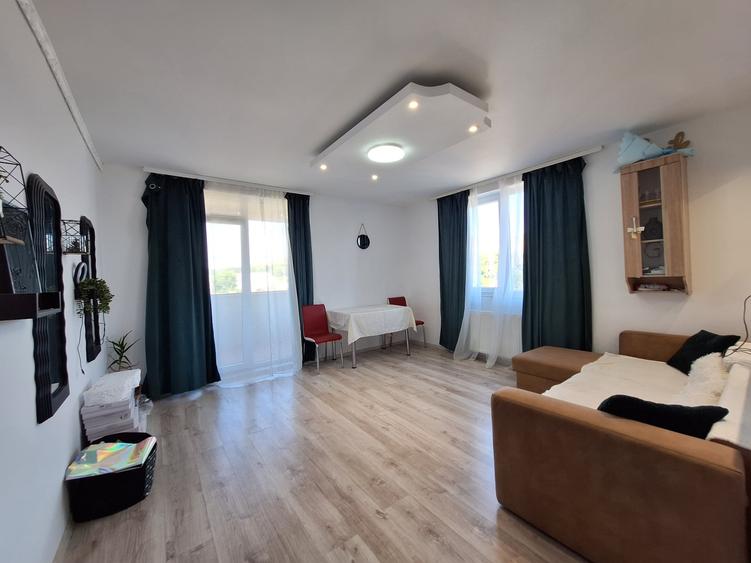 Apartament cu 2 camere semidecomandat, mobilat în Florești — fotografia 3