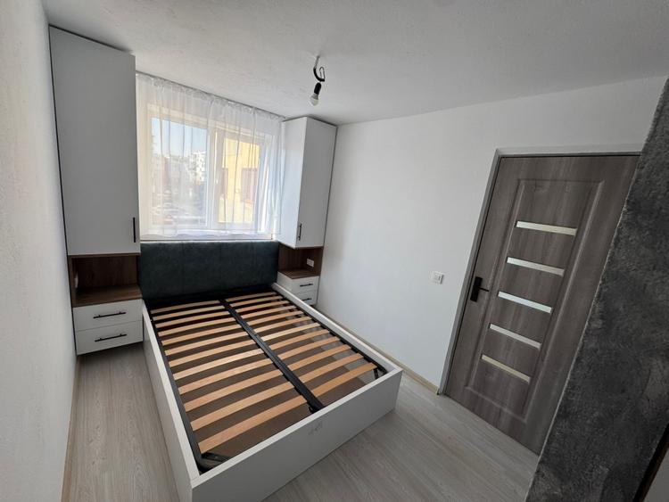 Apartament cu 2 camere semidecomandat, mobilat în Filiași