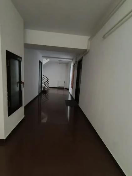 Apartament cu 2 camere decomandat, mobilat în Vitan Mall