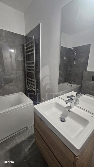Apartament cu 3 camere semidecomandat în Iris